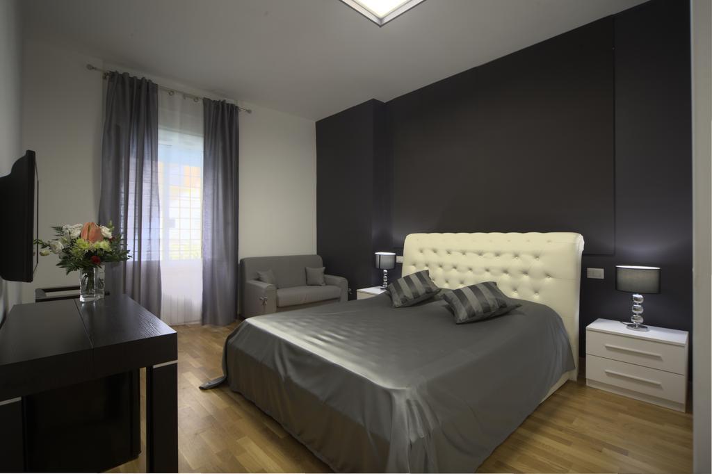 Astoria Golden House Roma